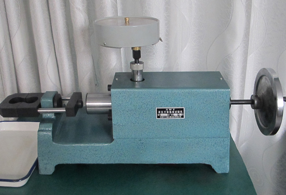 液壓萬(wàn)能強(qiáng)度試驗(yàn)機(jī)